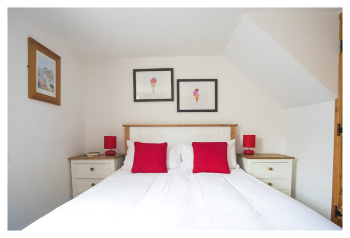 self catering mousehole